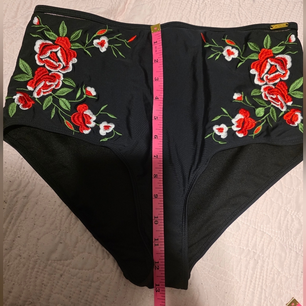 Stylish Swimwear High Wasted Bottoms Size L - Picture 5 of 5